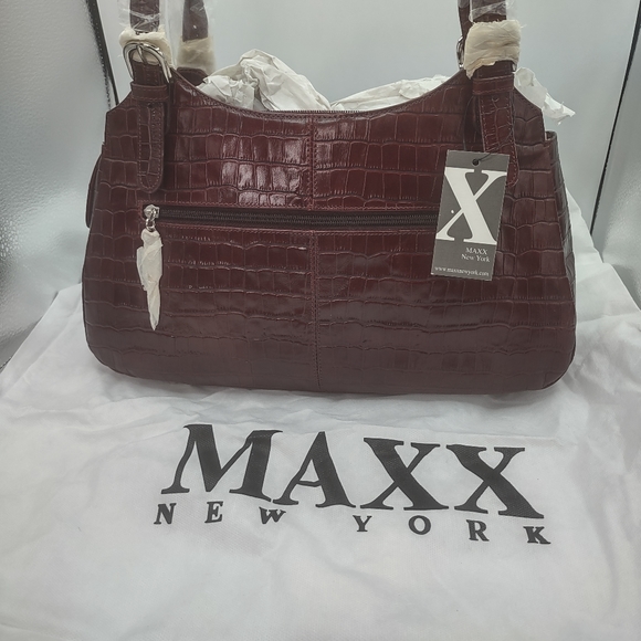 Women's NWOT Leather Satchel k54 - Picture 1 of 13